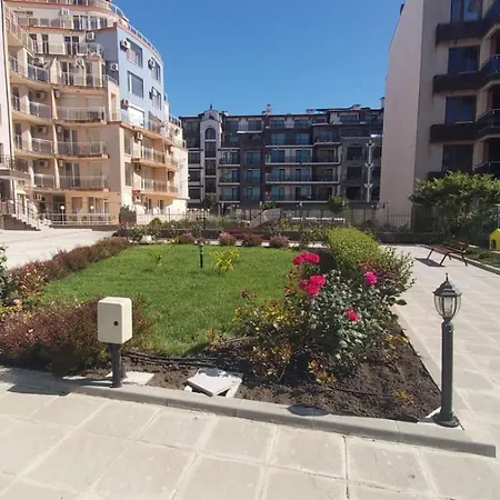 Apartment Sea Pearl Pomorie